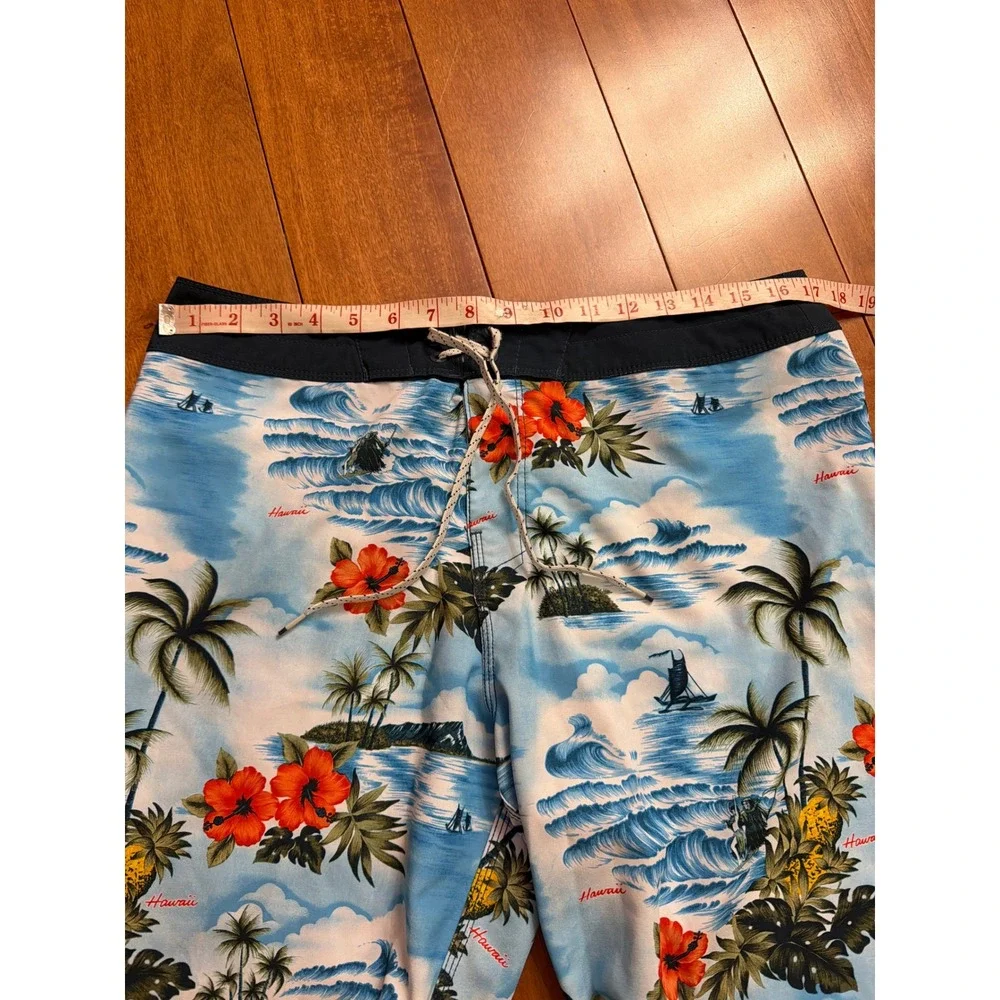Billabong Board Shorts Mens Blue Hawaii Tropical Floral Recycler Sunday 33